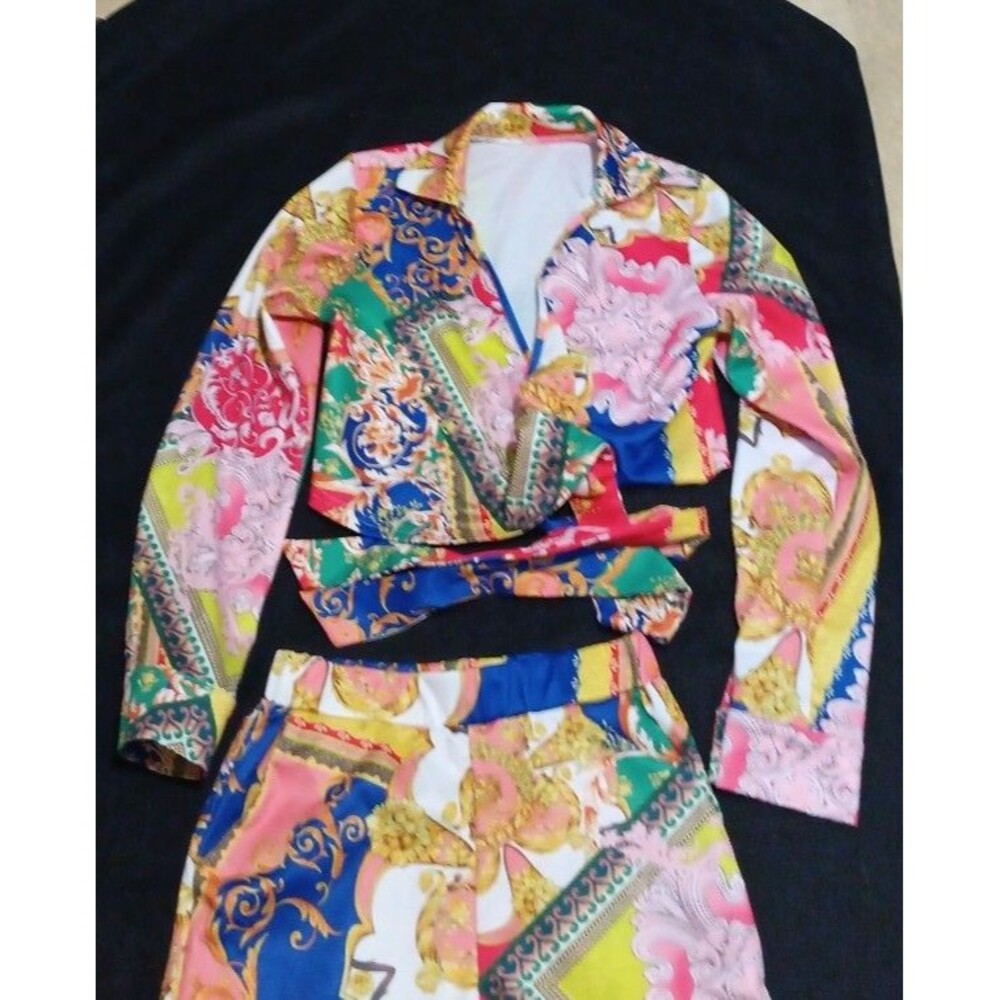 Multicolored short and top set